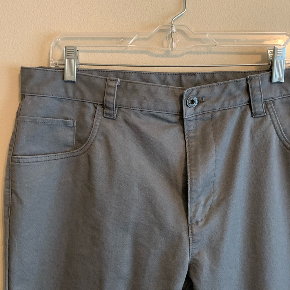Men’s 36x30 Van Heusen dress pants